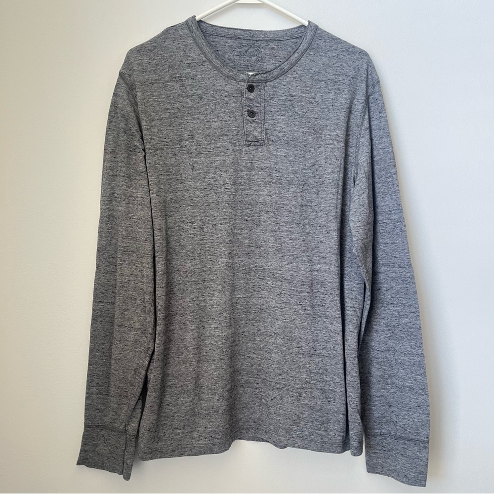 American Eagle Gray Long Sleeve Henley Mens Size Large